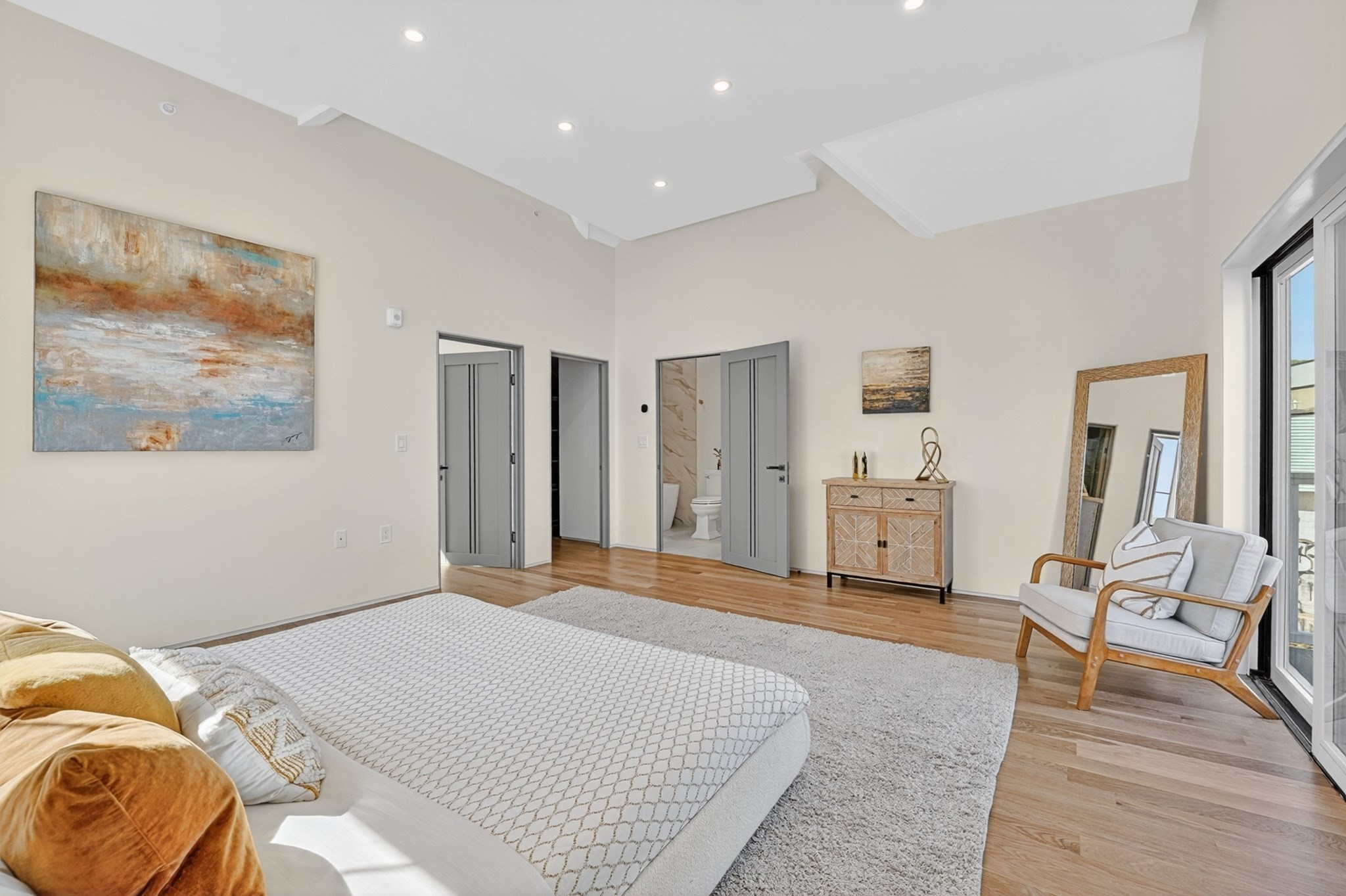 21-r Kent Court # R Property Photo 18