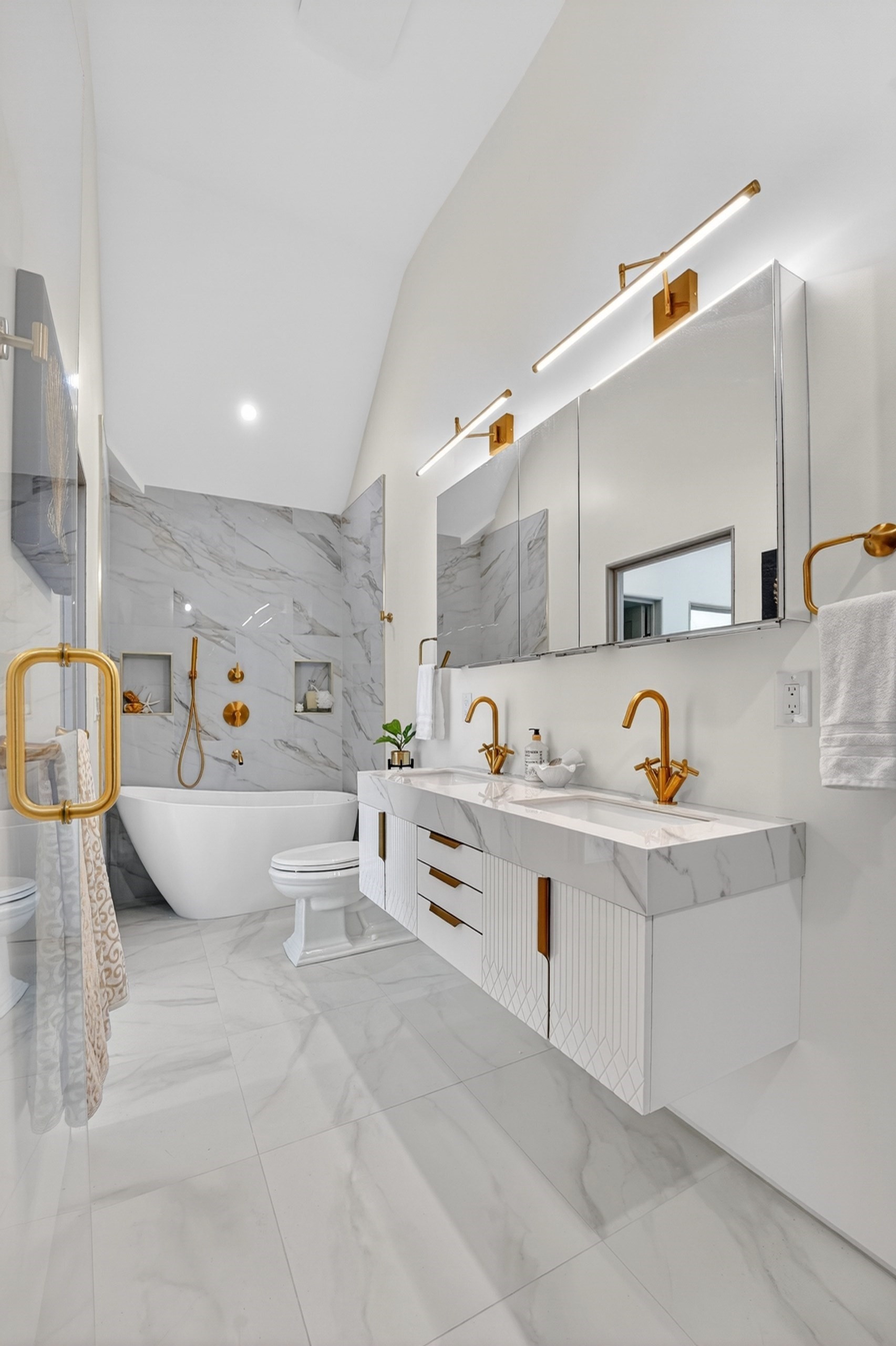 21-r Kent Court # R Property Photo 28