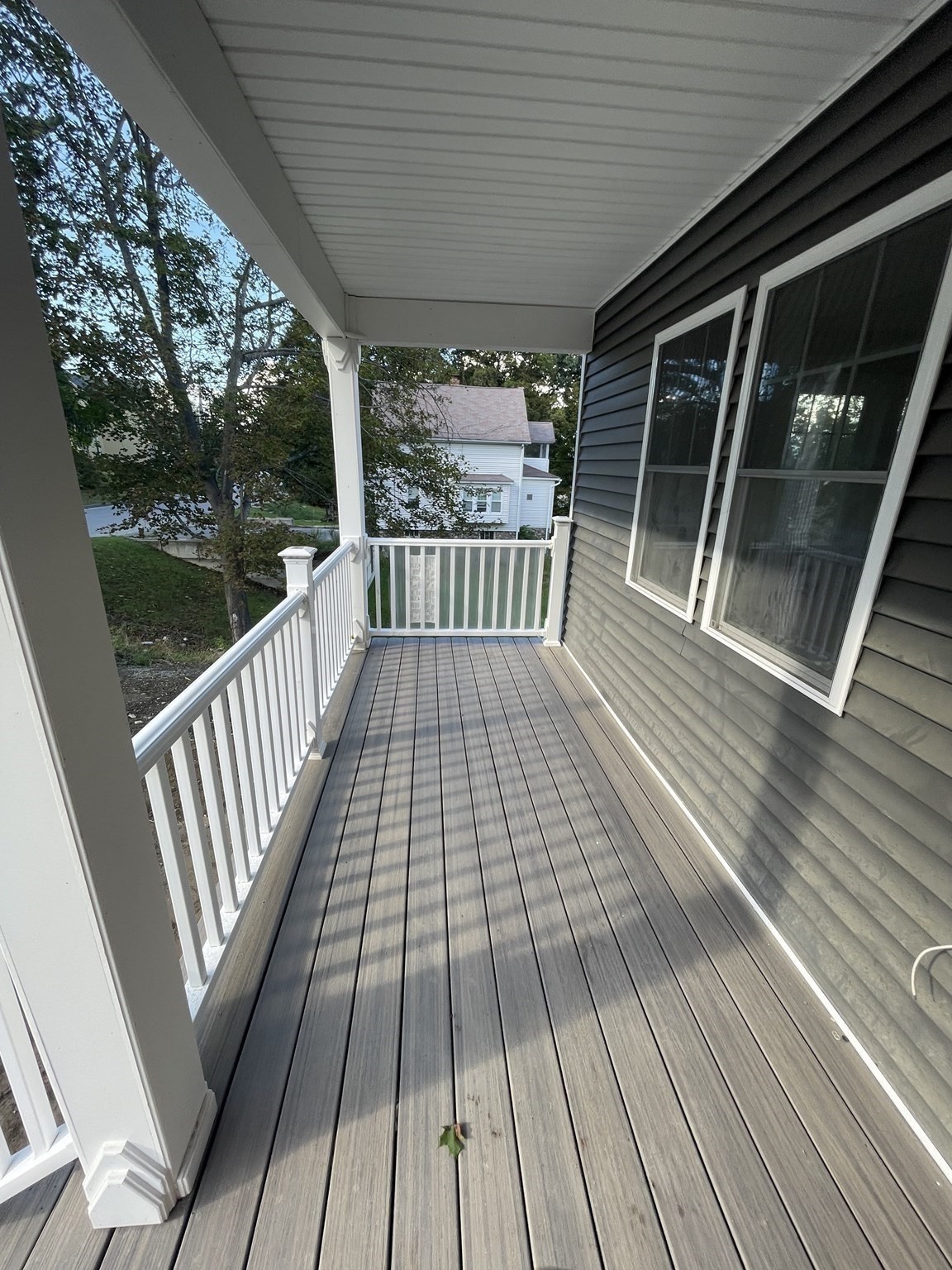 29 Steele St # A Property Photo 4