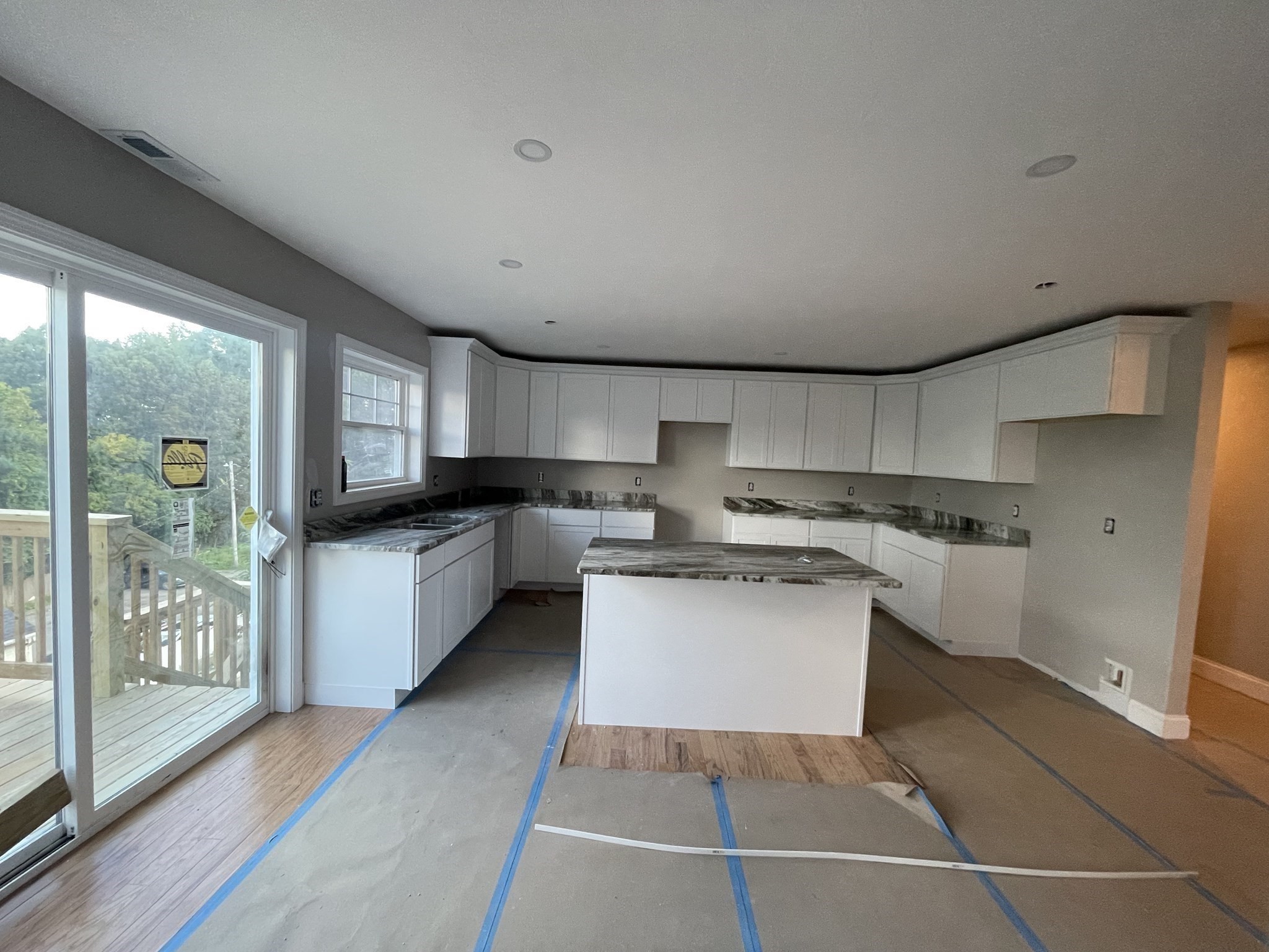 29 Steele St # A Property Photo 7