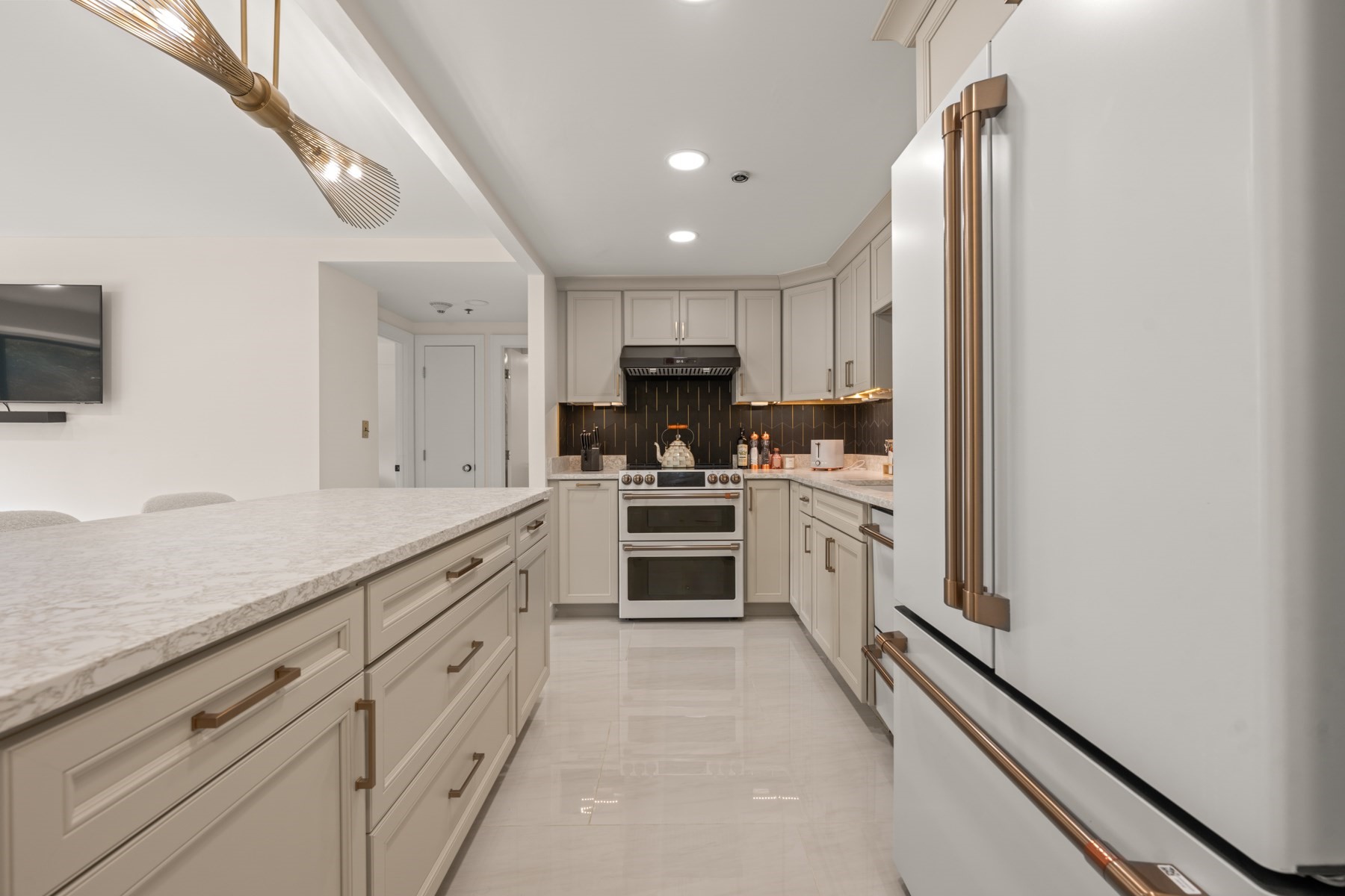 165 Tremont St # 302 Property Photo 11
