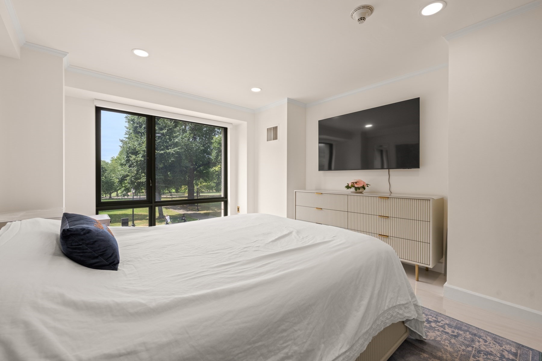 165 Tremont St # 302 Property Photo 18