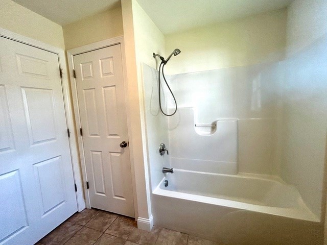 6 Ashley Ln # 38 Property Photo 8