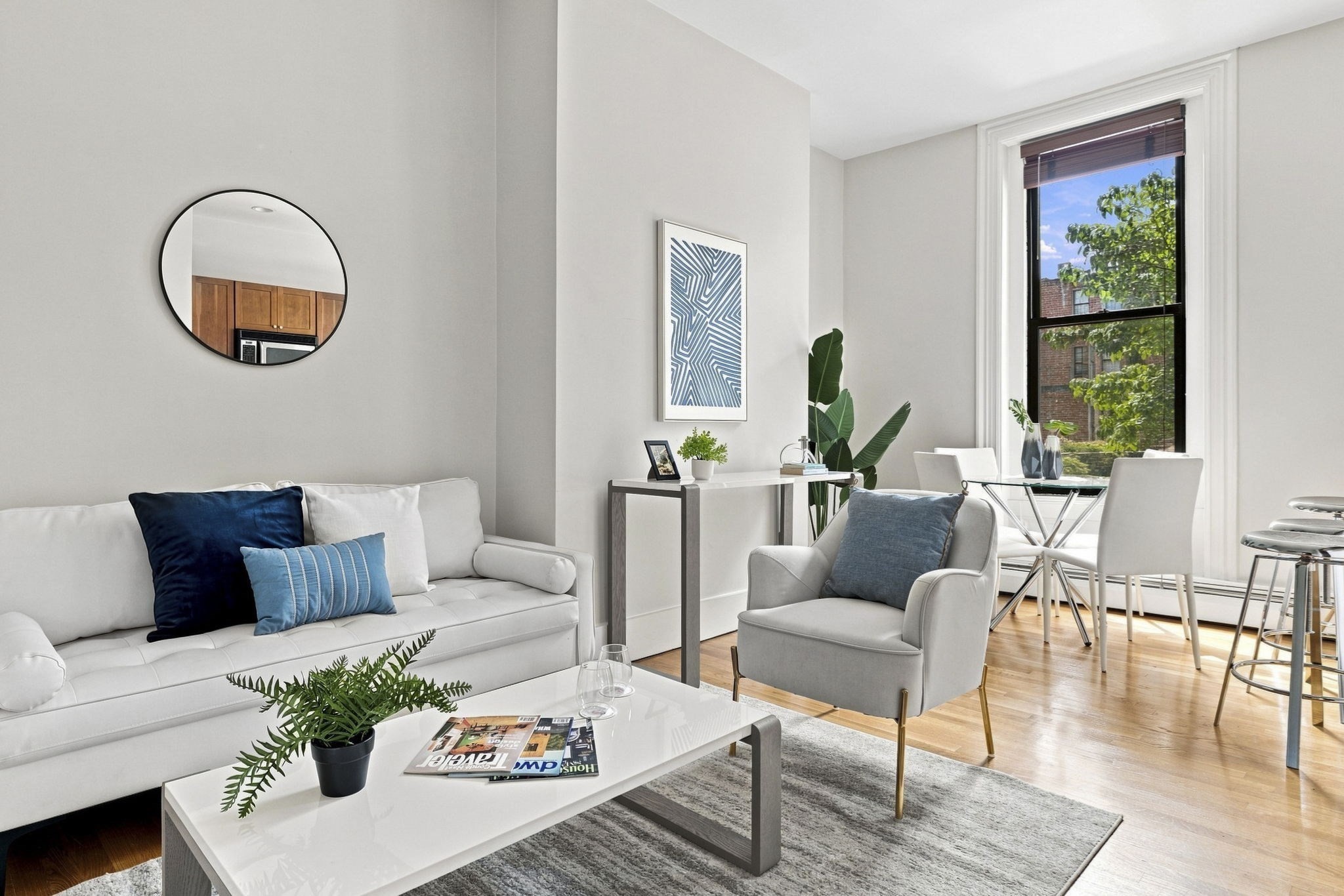 32 Yarmouth Street # B Property Photo 3