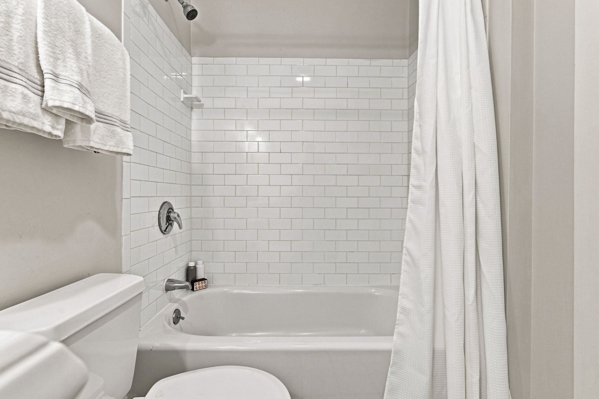 32 Yarmouth Street # B Property Photo 15
