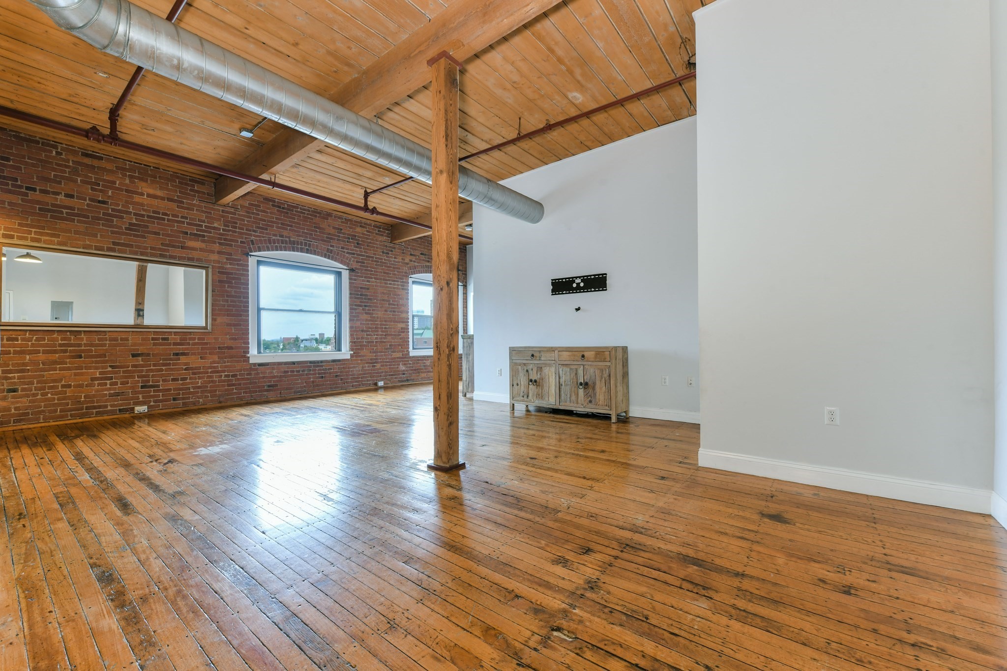 244 Brighton Ave # 406 Property Photo 4