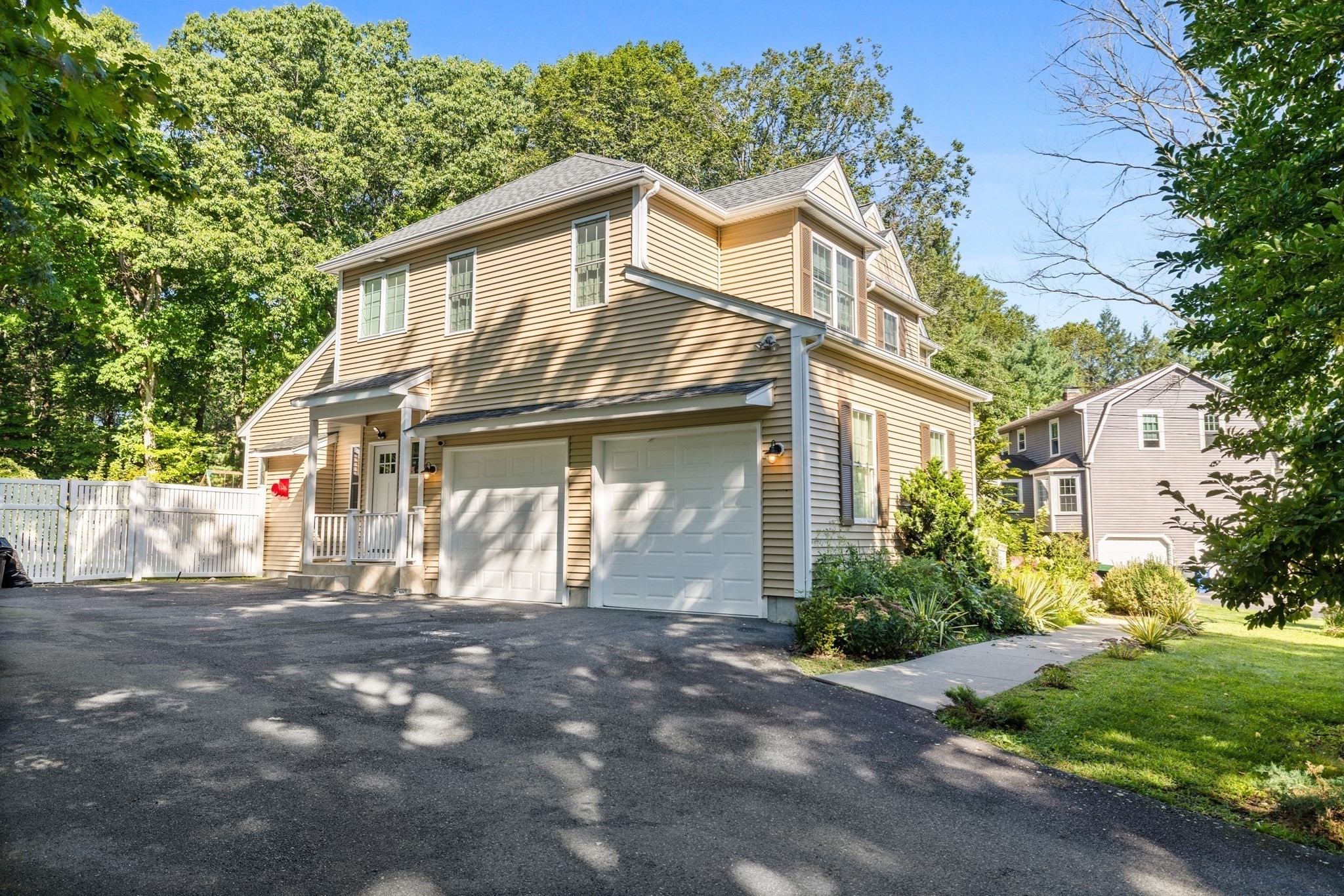 60 Shufelt Rd Property Photo 3