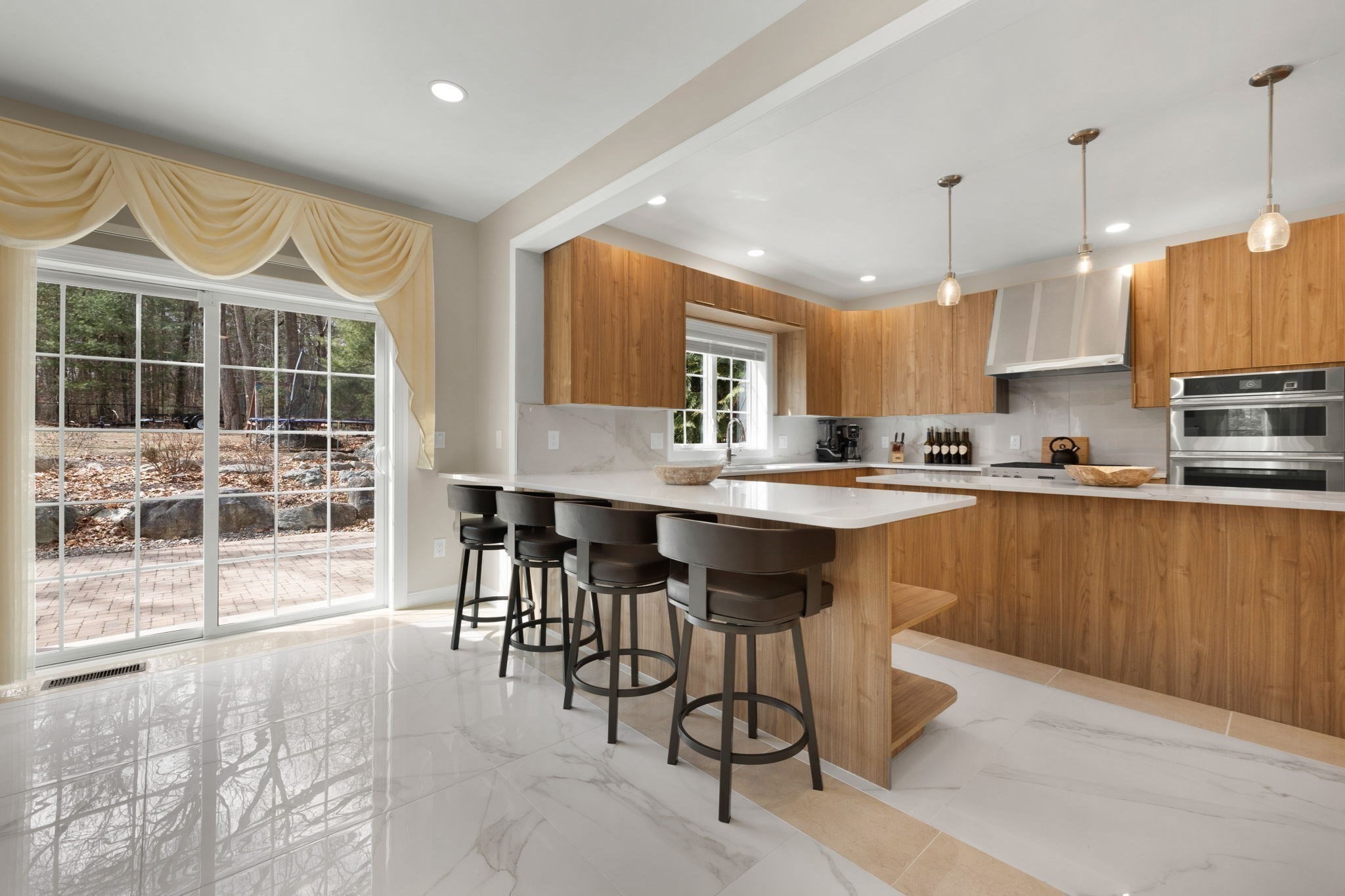 60 Shufelt Rd Property Photo 4