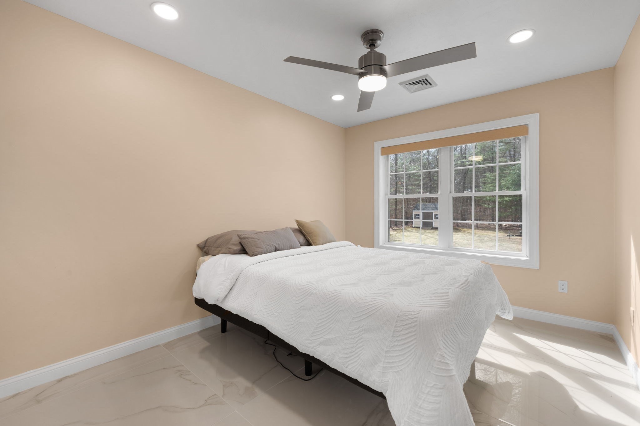 60 Shufelt Rd Property Photo 25