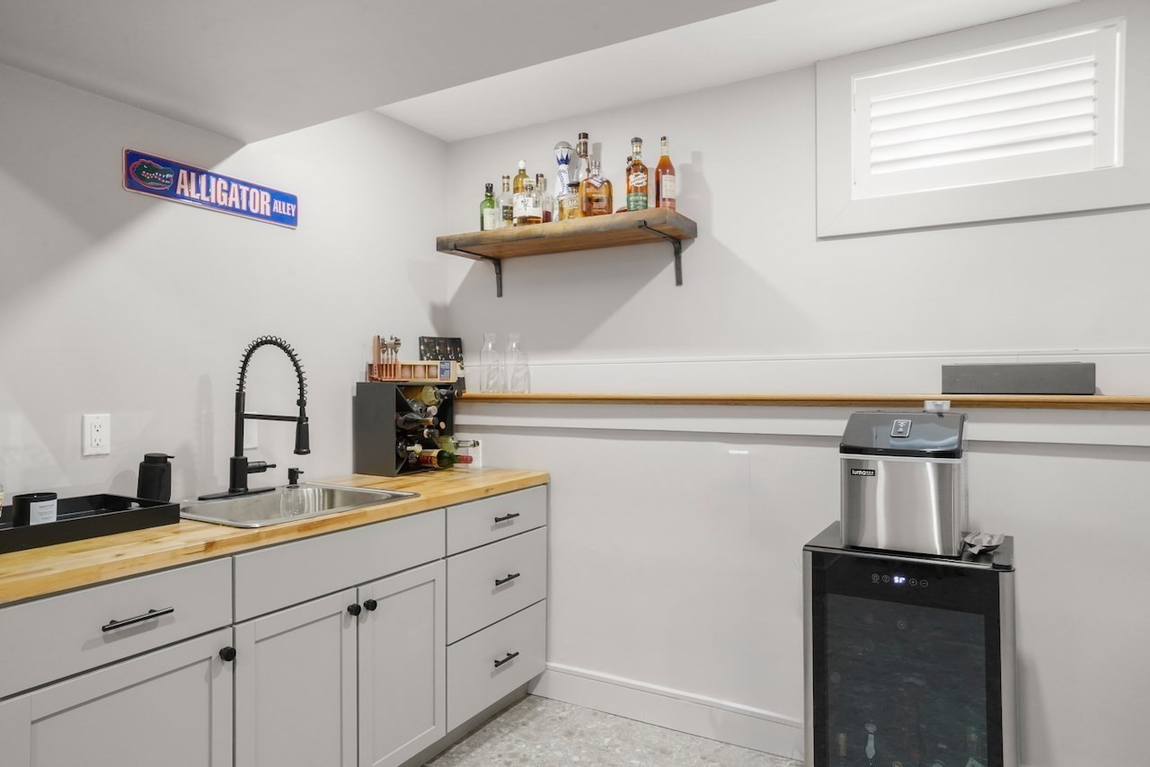 4 Fairlee Street Property Photo 21