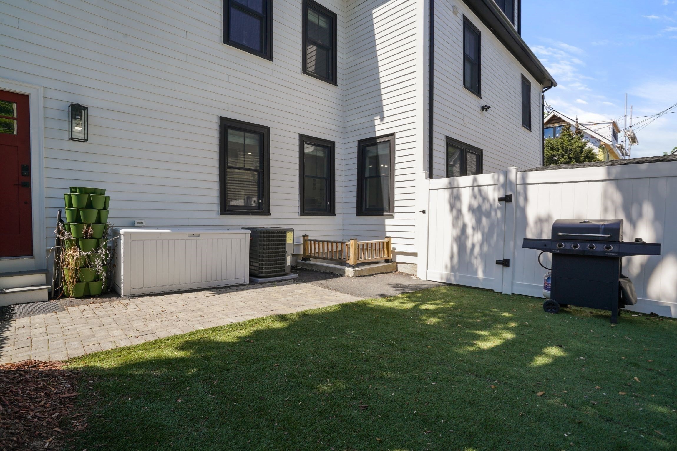 4 Fairlee Street Property Photo 22