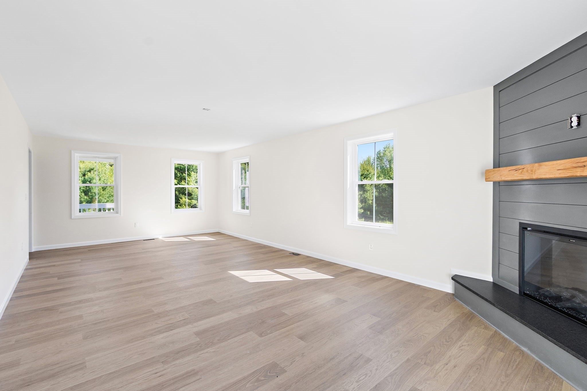 38 Hemlock Street Property Photo 11