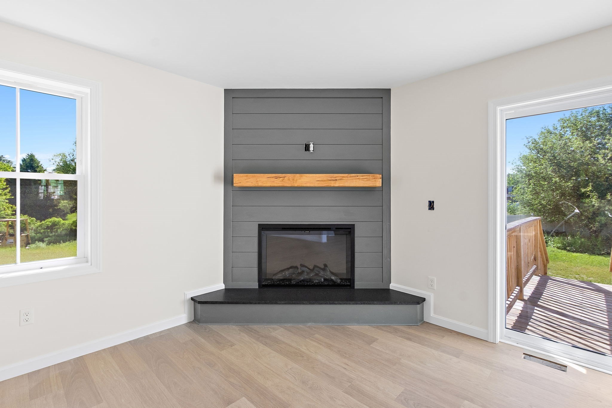 38 Hemlock Street Property Photo 12