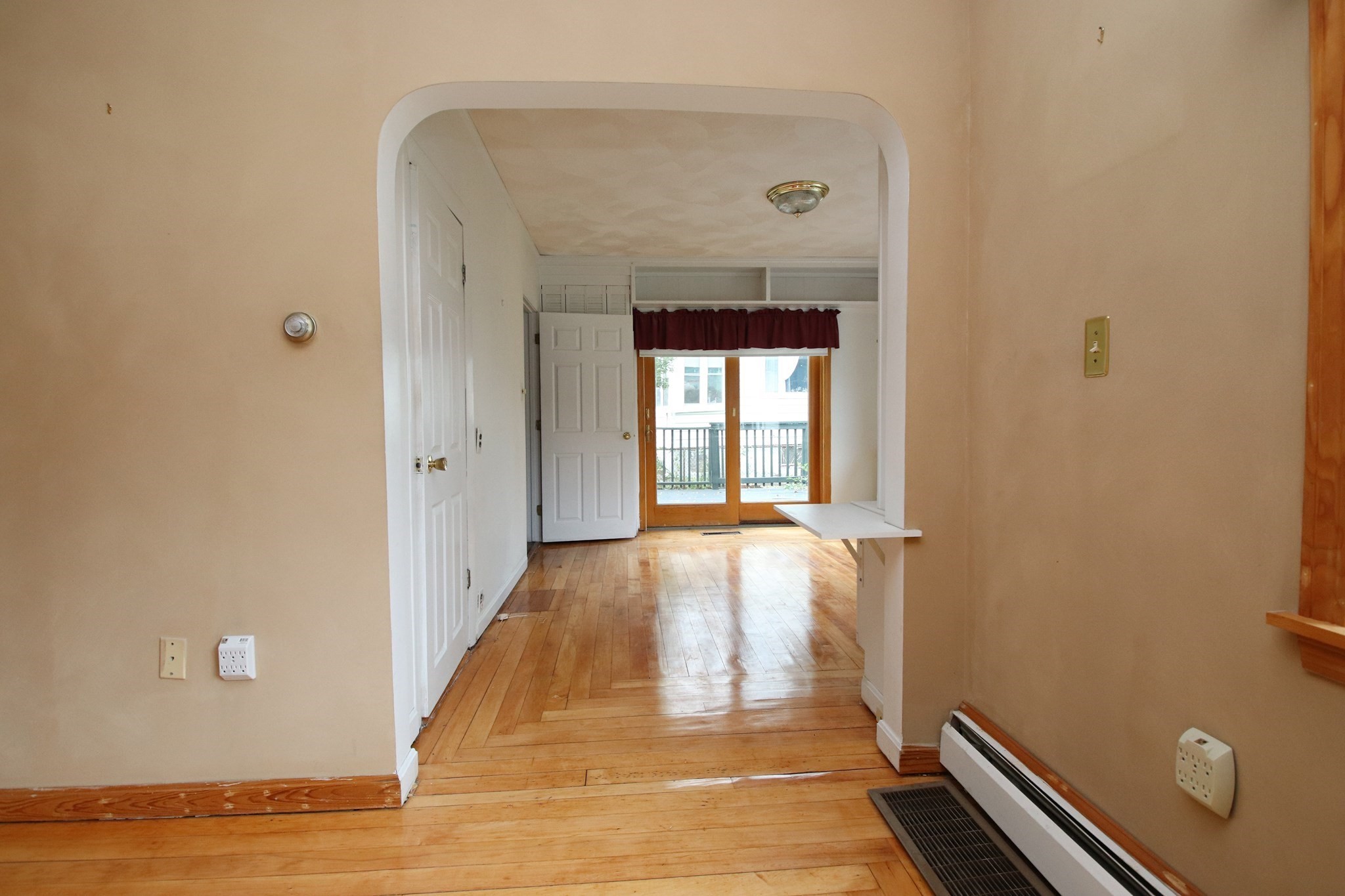 14 Dodge St Property Photo 9