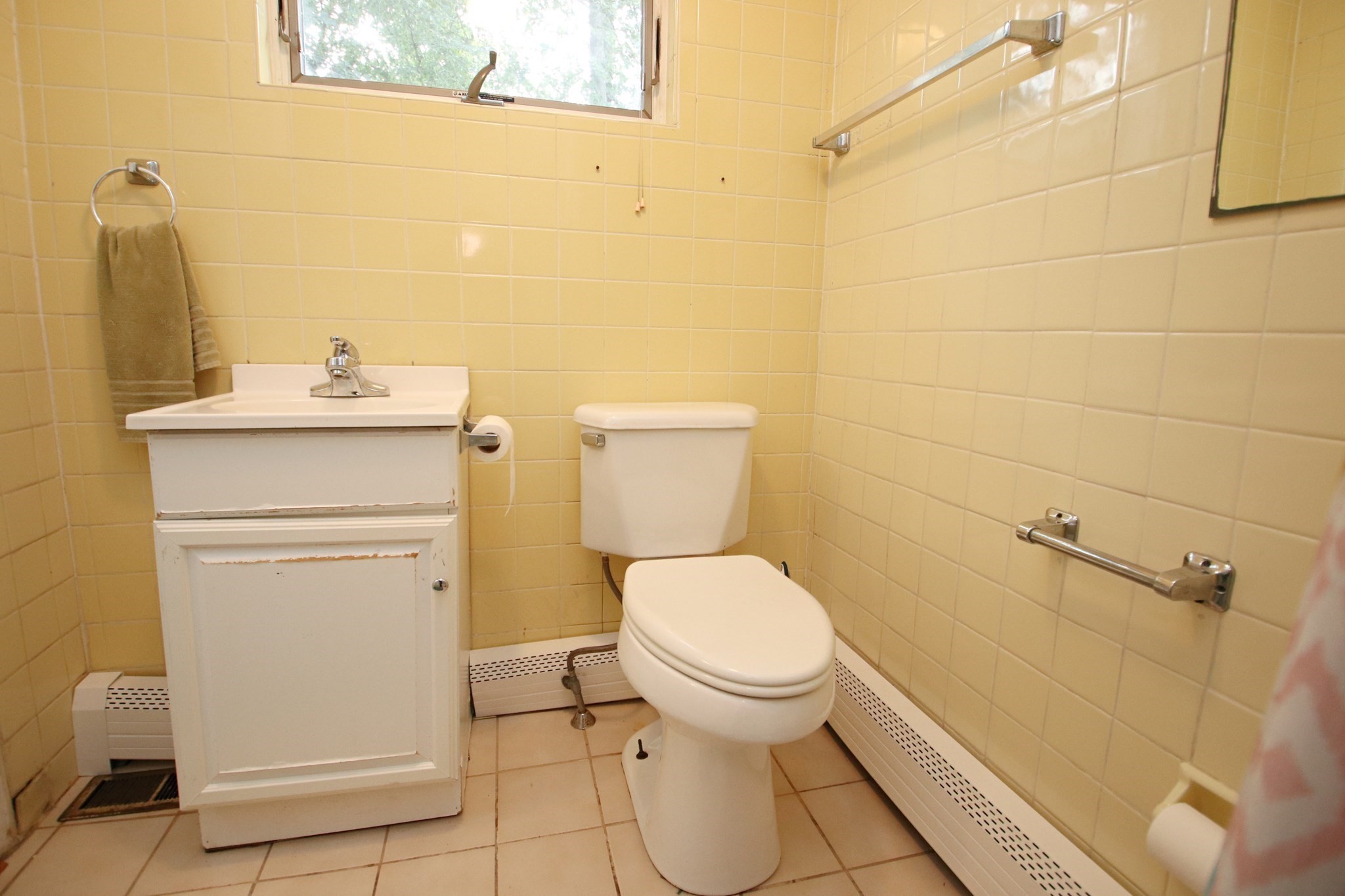 14 Dodge St Property Photo 17