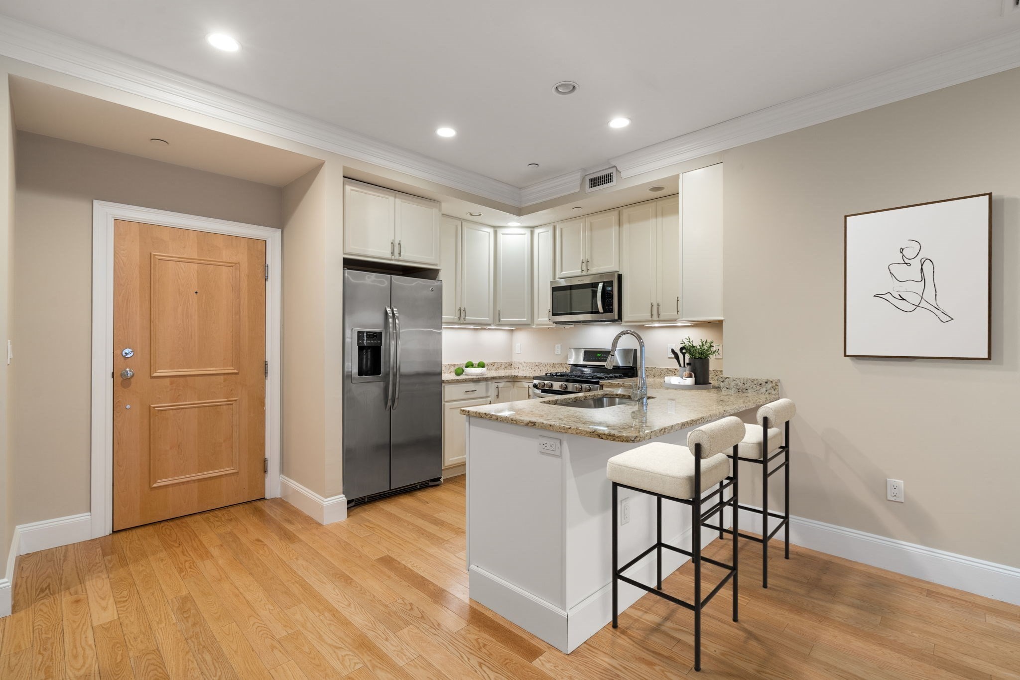 150 Chestnut Hill Avenue # 402 Property Photo 1