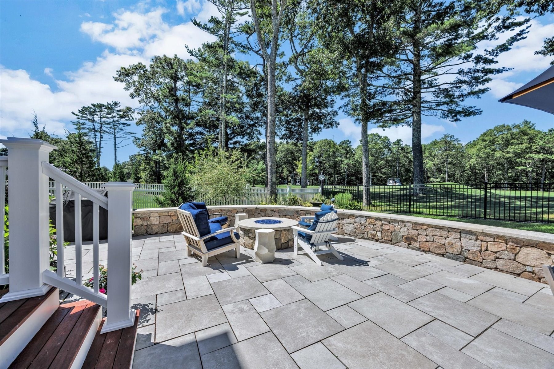 22 Clayton Cir # A Property Photo 8