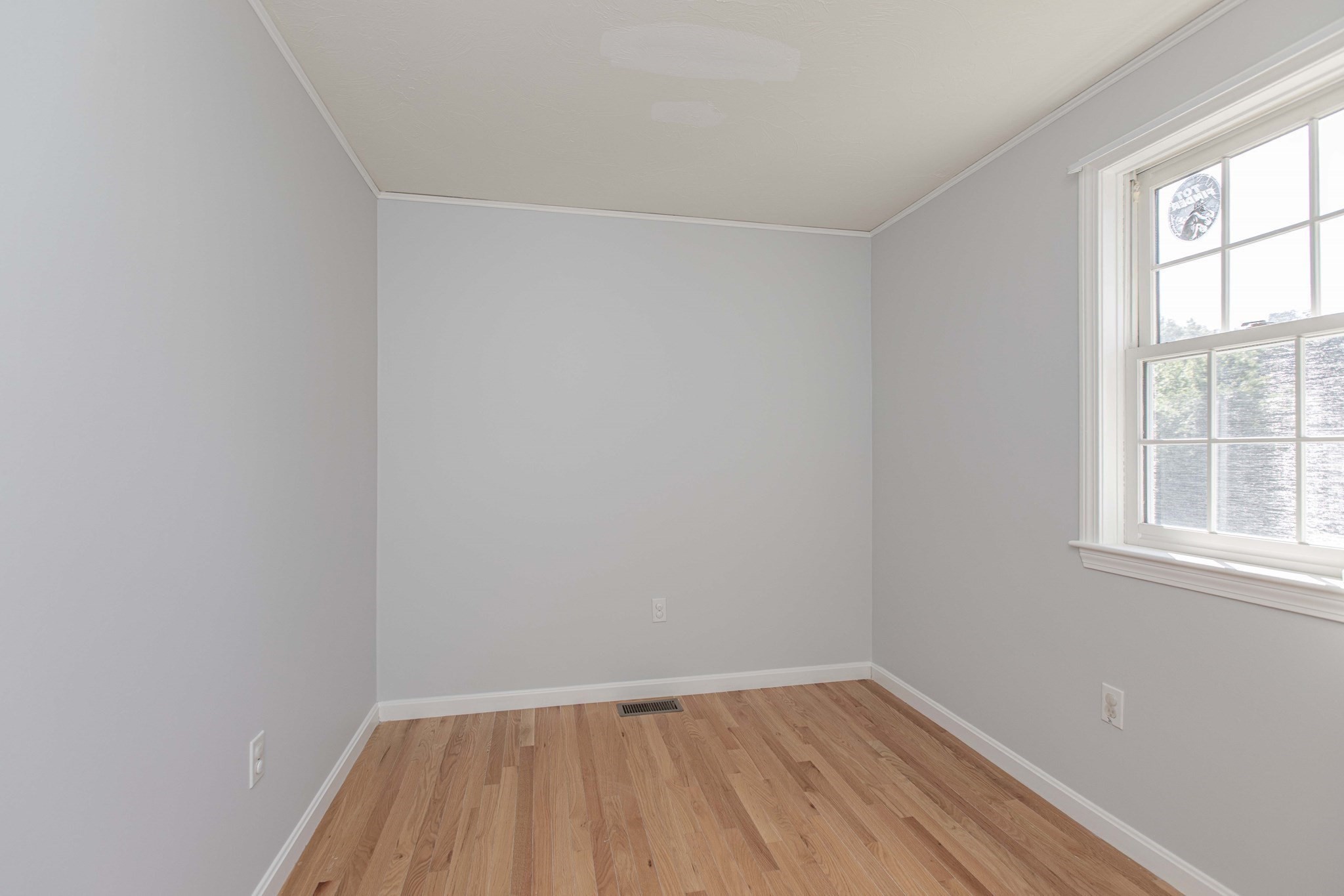 36 Redwood Circle Property Photo 27