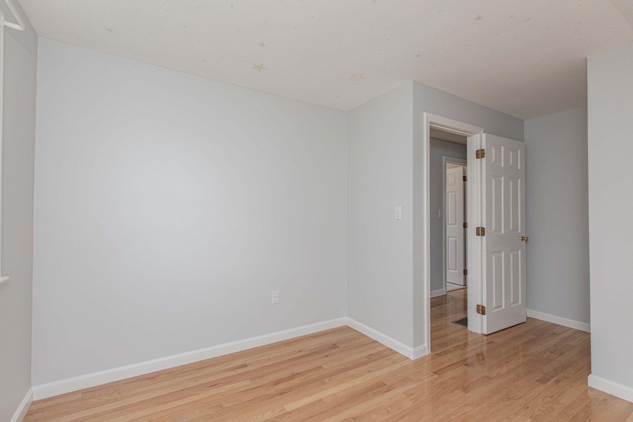 36 Redwood Circle Property Photo 30