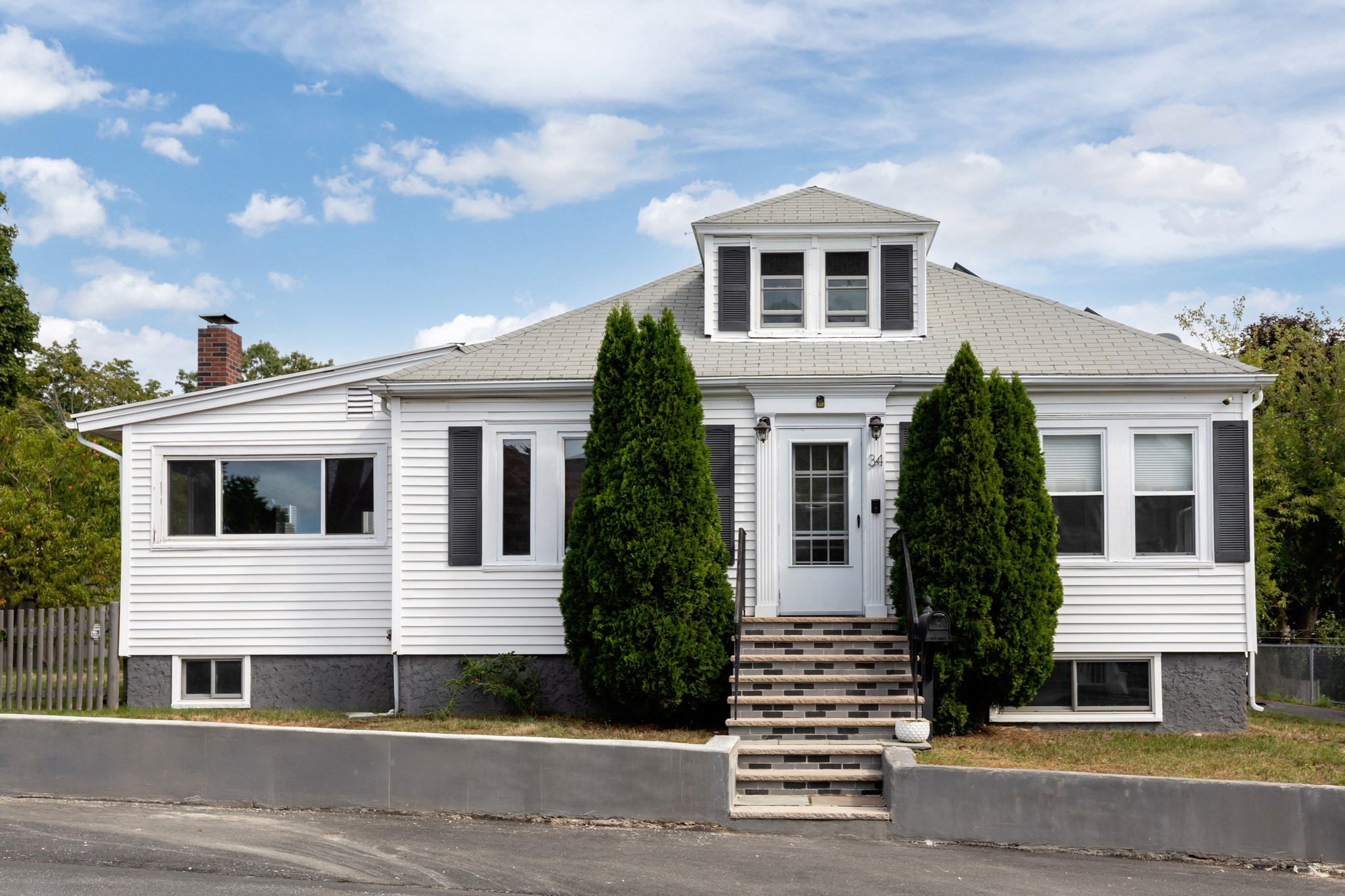 34 Farrington Ave Property Photo 1