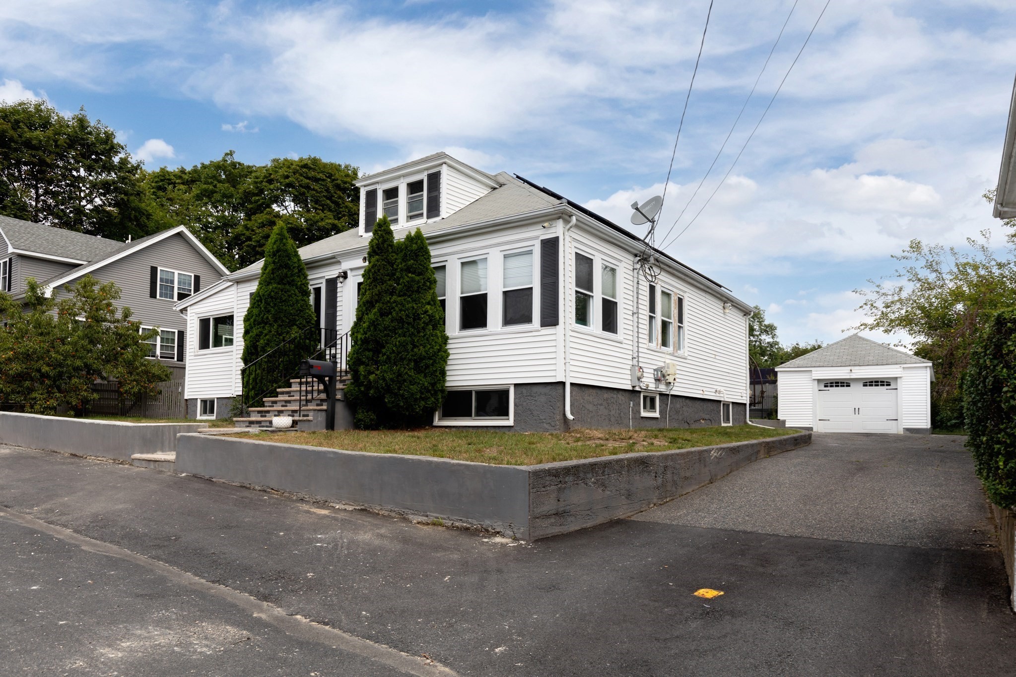 34 Farrington Ave Property Photo 3