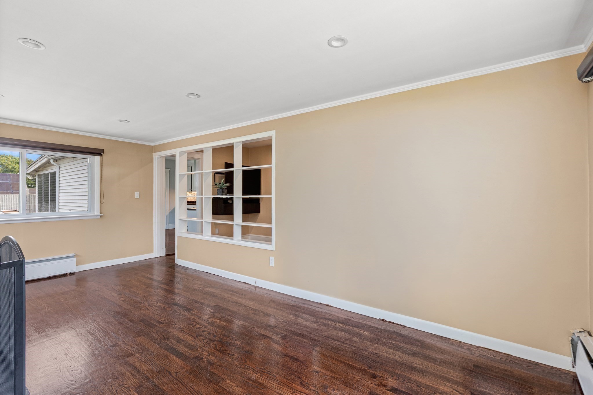 34 Farrington Ave Property Photo 9