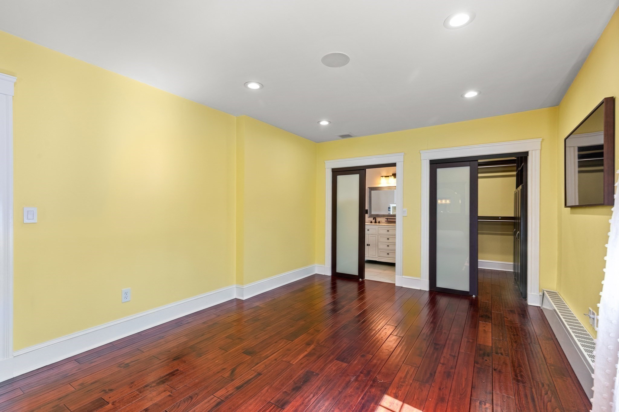 34 Farrington Ave Property Photo 12