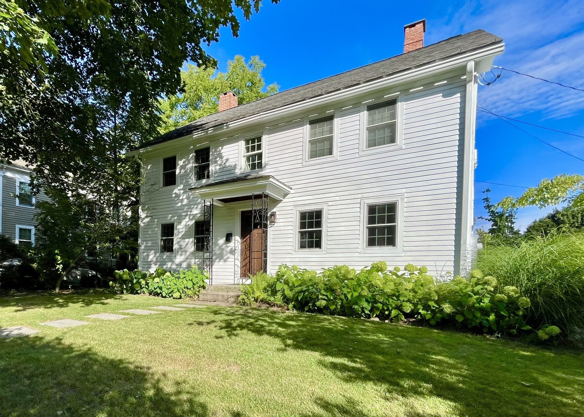9 Cross St. Property Photo 2