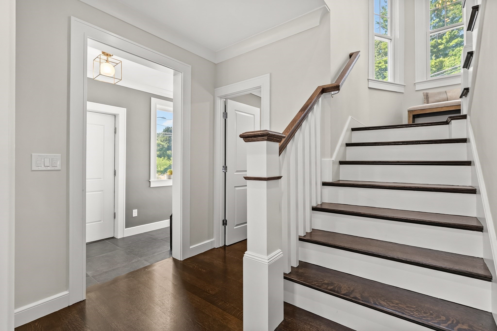 2 Hemenway Ave Property Photo 16