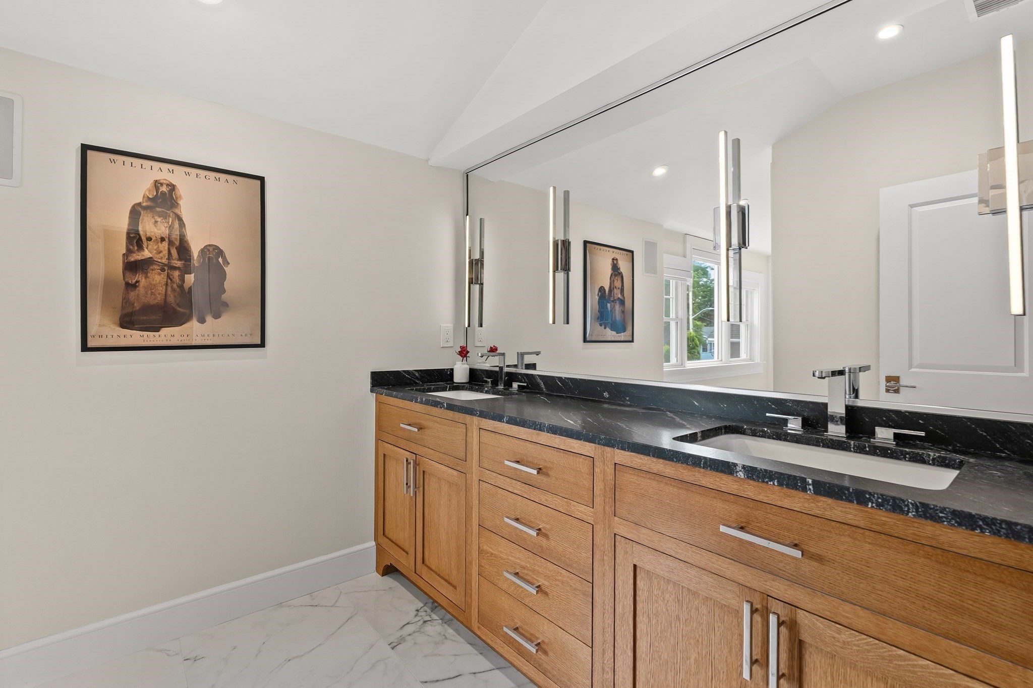 2 Hemenway Ave Property Photo 22