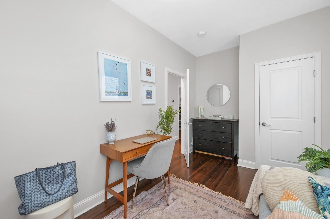 459 Meridian St # A Property Photo 12