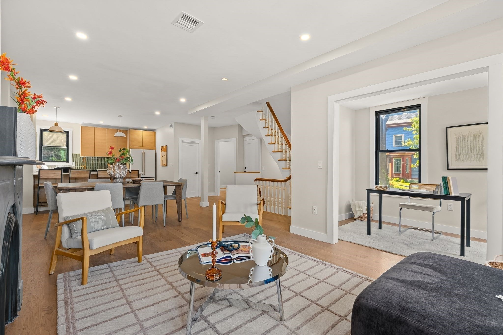 18 Yale Terrace # 2 Property Photo 6