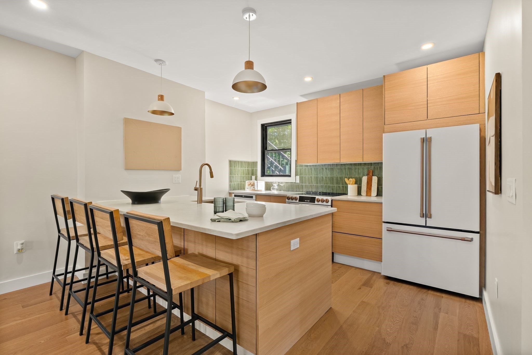 18 Yale Terrace # 2 Property Photo 8