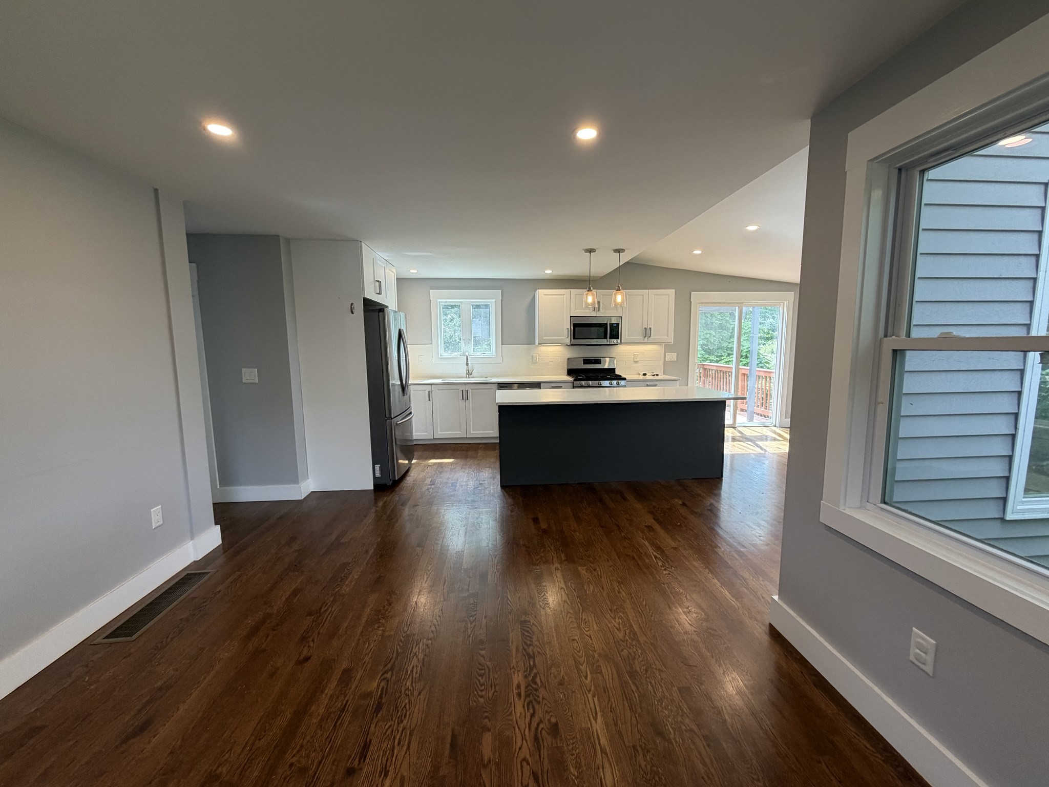 150 W Jersey Street Property Photo 1