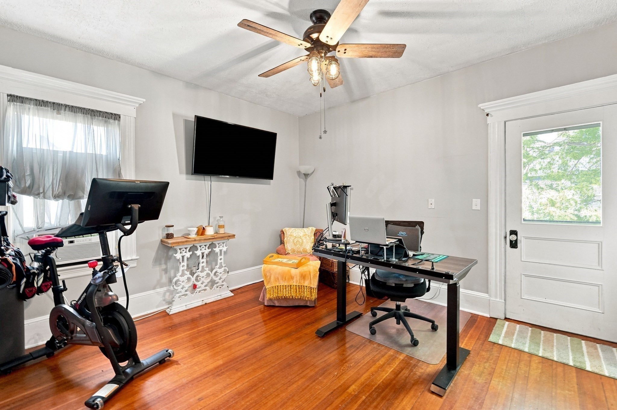 590 Union Street Property Photo 18