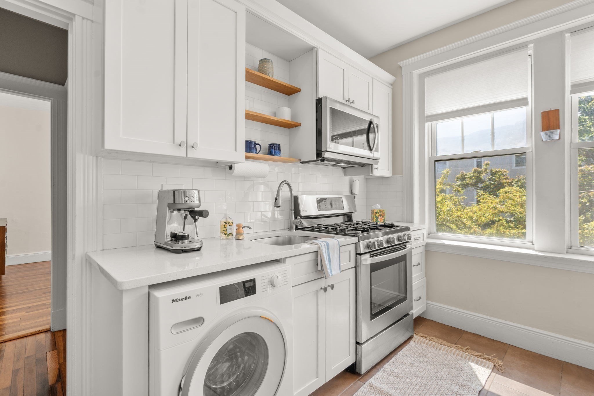 343 S Huntington Ave # 6 Property Photo 5