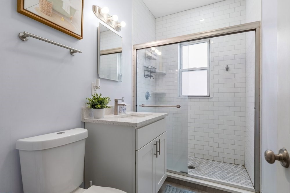 130 Boston St Property Photo 6