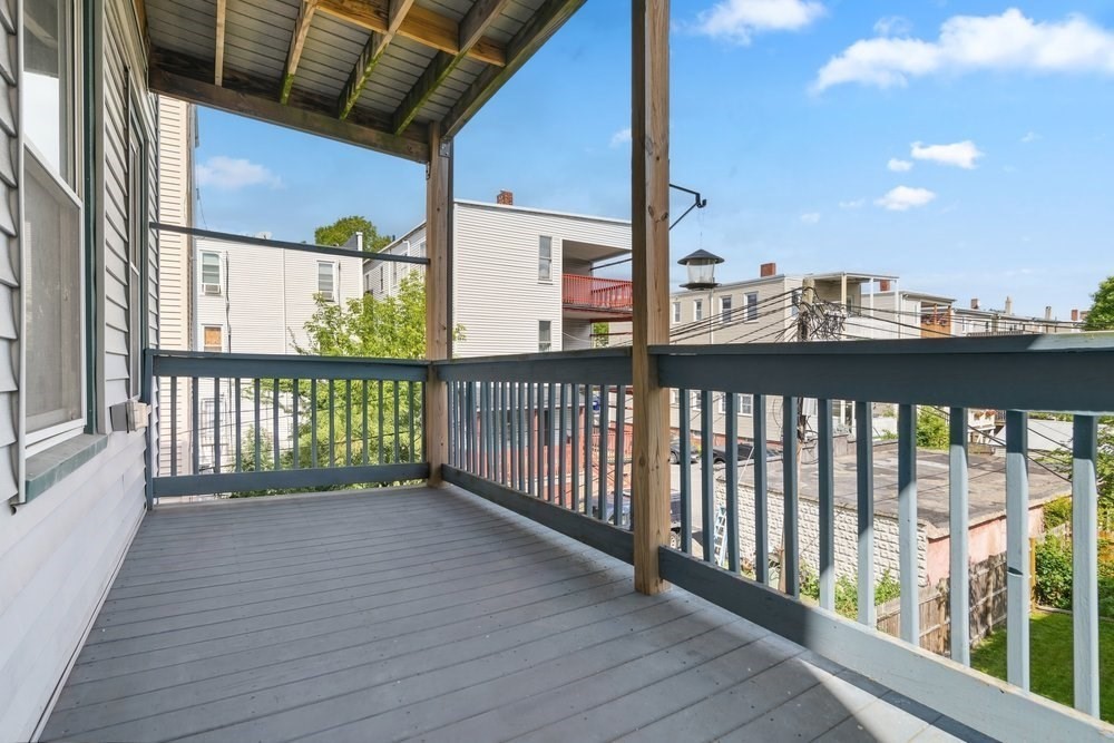 130 Boston St Property Photo 27