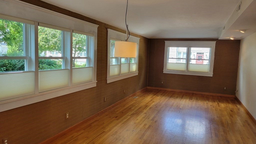 8 Damon Property Photo 18