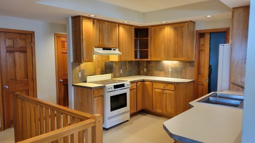 8 Damon Property Photo 19