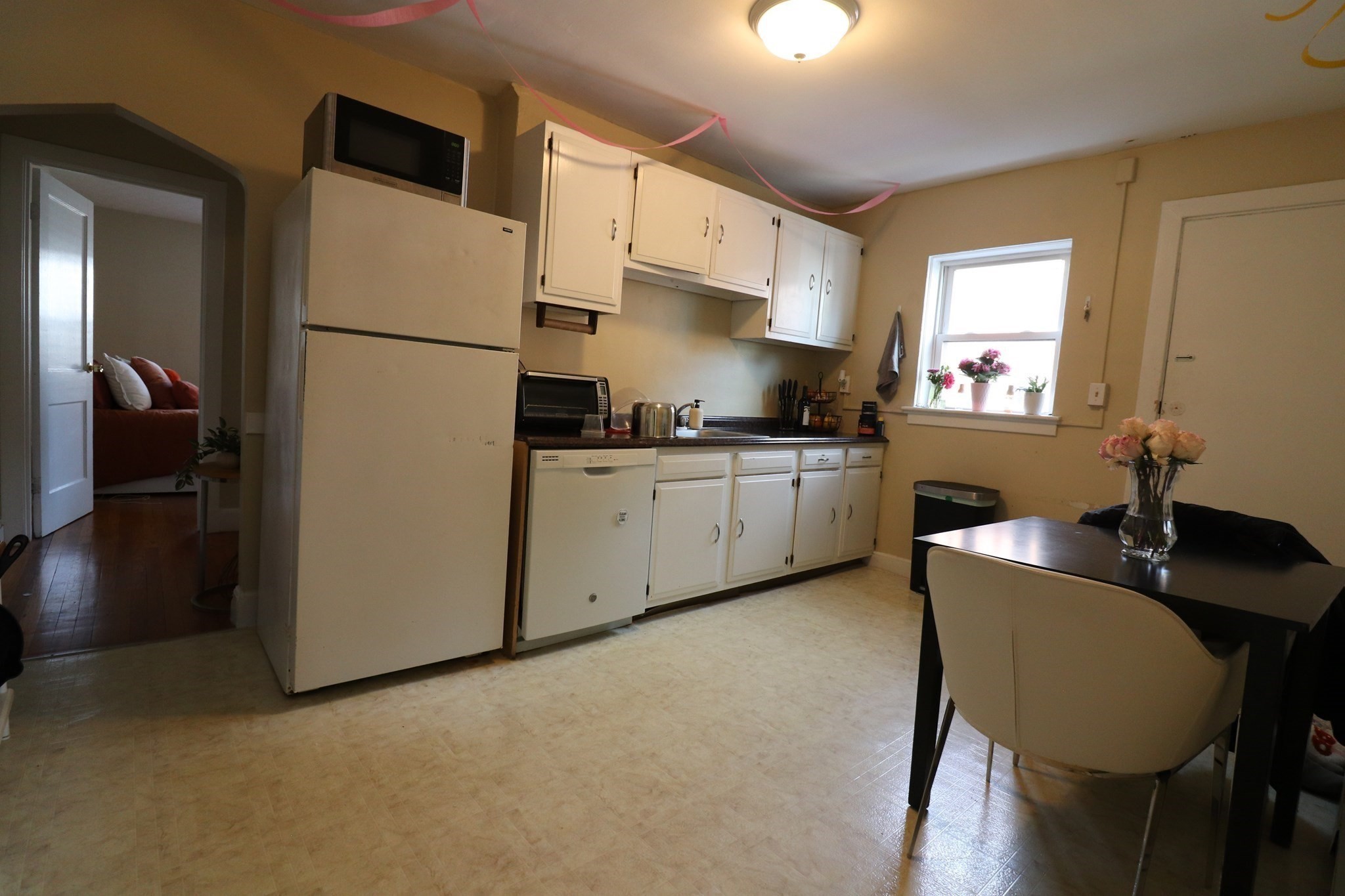 34 Beechcroft St # 2 Property Photo 10