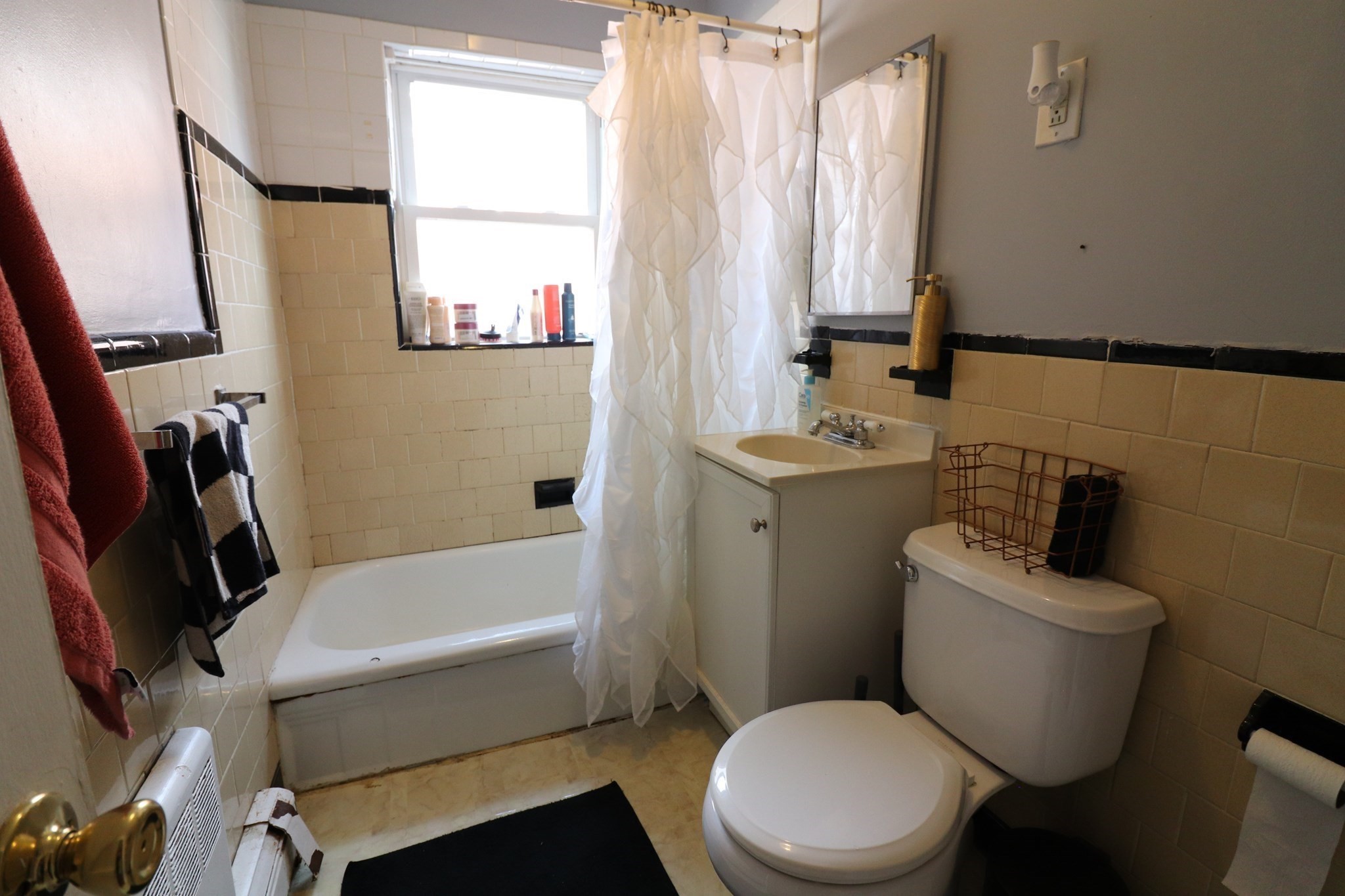 34 Beechcroft St # 2 Property Photo 11