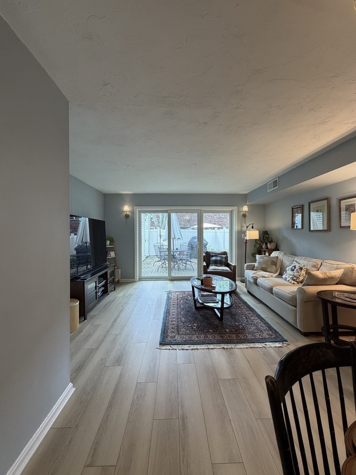 1008 Windsor Drive # 1008 Property Photo 5