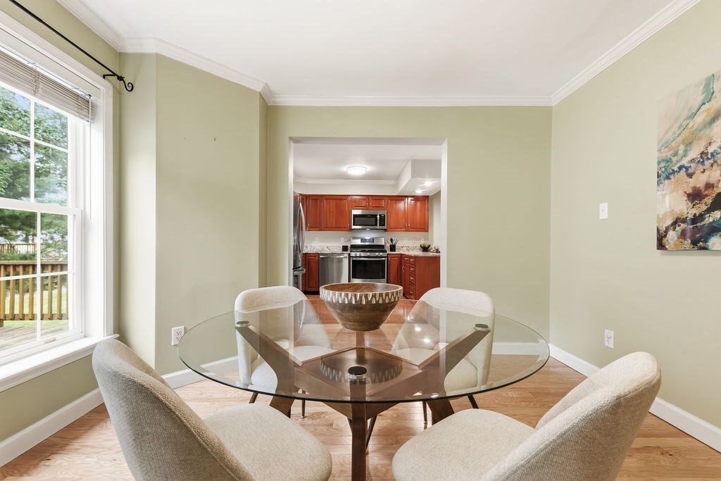 183 Leonard St # 2 Property Photo 17