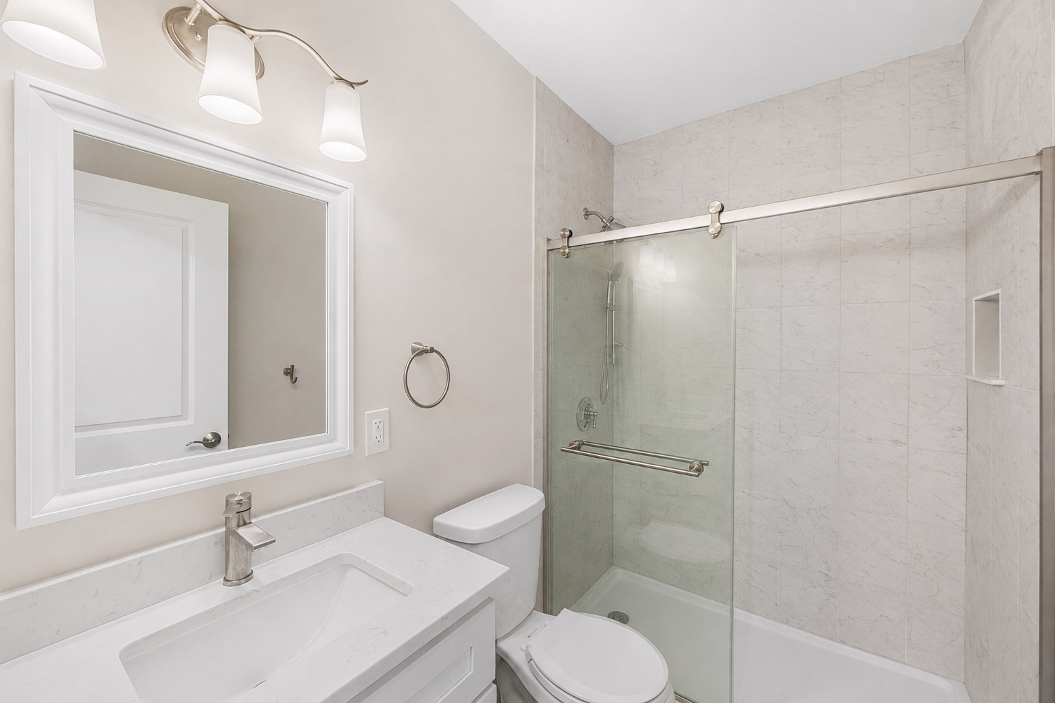 36-38 Fenwick St # 38 Property Photo 23