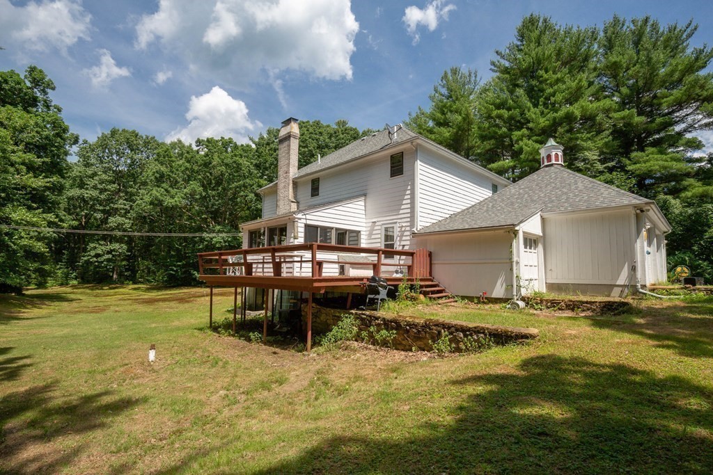 217 Grove St Property Photo 16