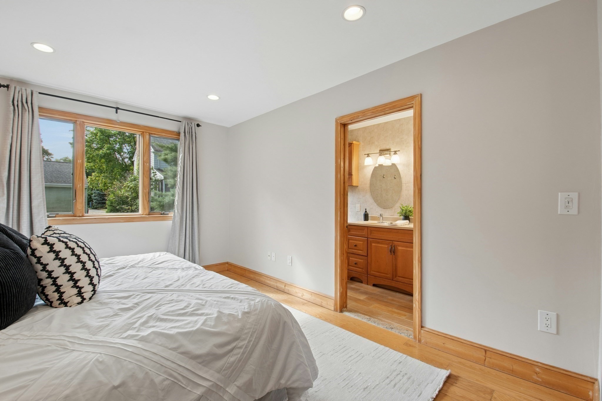 22 Westlund Rd Property Photo 17
