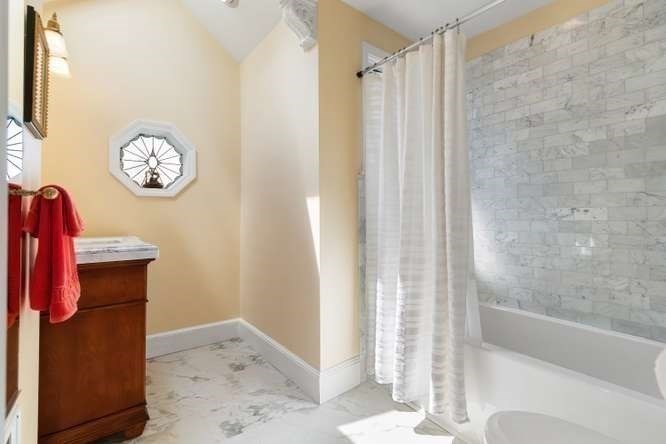 8 Leonard Cir Property Photo 21