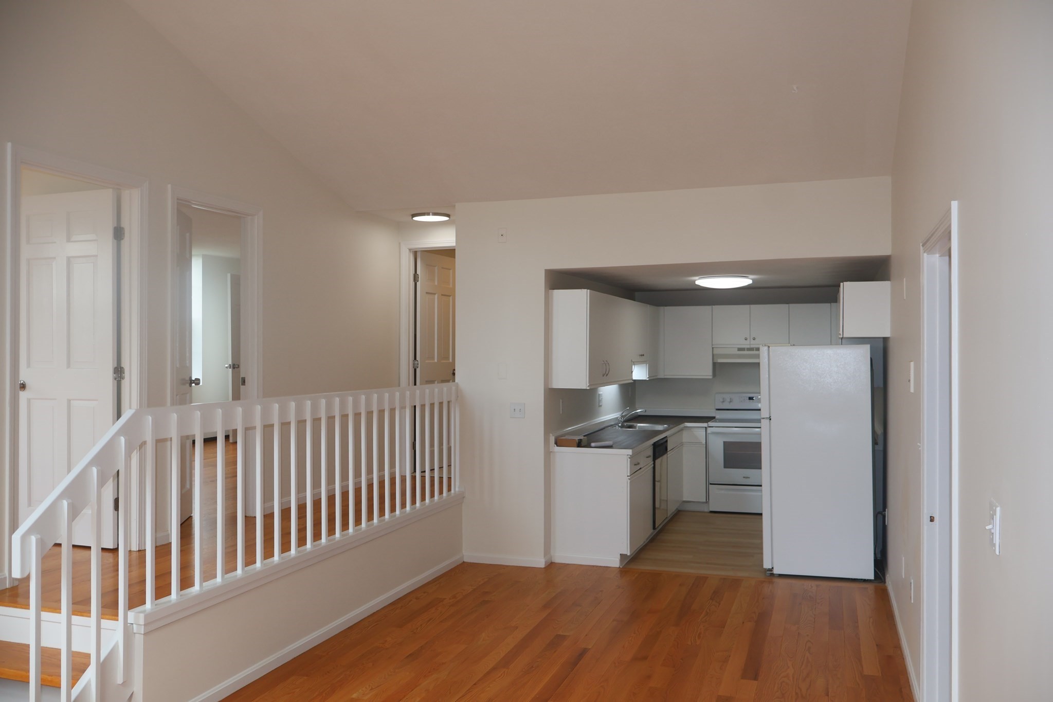 663 Boston St # 10 Property Photo 2