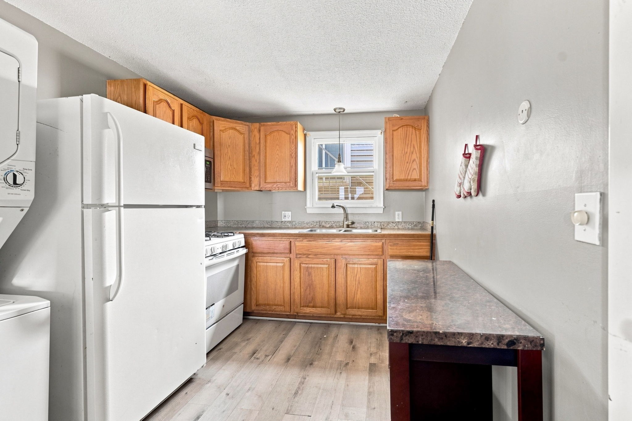 243 Robeson St # 3 Property Photo 13